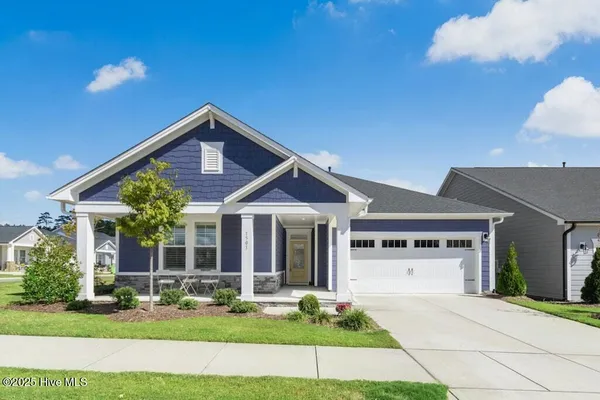 Property Slideshow image 2 of 49 | 1501 honey acorn ln, Wendell, NC, 27591