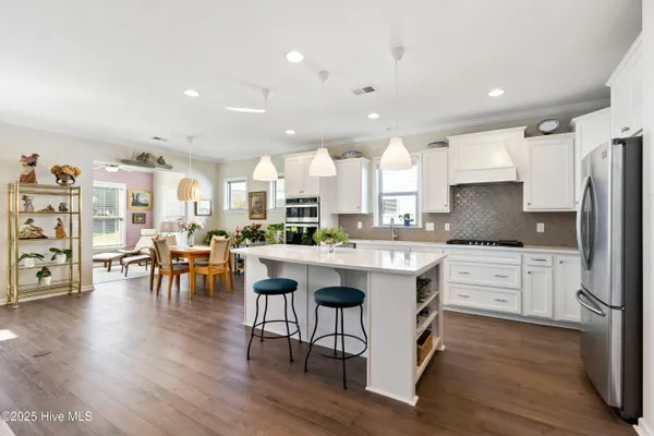 Property Slideshow image 3 of 32 | 707 broomsedge ter, Wilmington, NC, 28412