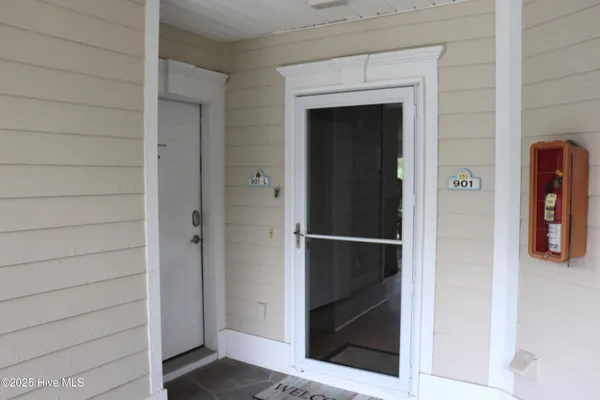 Property Slideshow image 3 of 29 | 330 s middleton dr nw unit 901, Calabash, NC, 28467