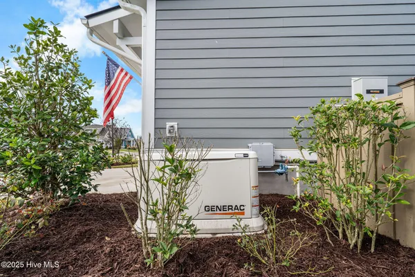 Property Slideshow image 3 of 115 | 515 edgerton dr, Wilmington, NC, 28412