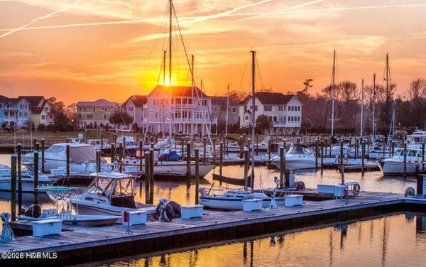 Property Slideshow image 2 of 28 | 2555 st james dr 303, Southport, NC, 28461