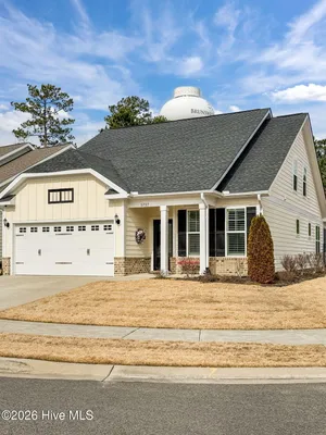 Property Slideshow image 2 of 2 | 5737 park w cir, Leland, NC, 28451