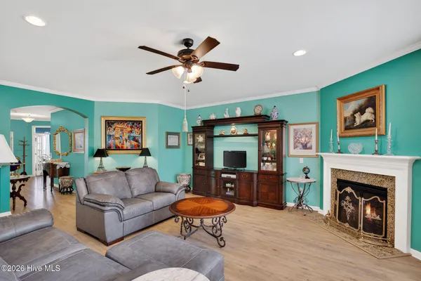 Property Slideshow image 3 of 46 | 631 lyrebird ave, Wilmington, NC, 28412