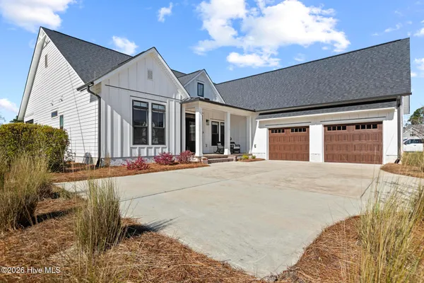 Property Slideshow image 2 of 78 | 5301 barcroft lake dr, Leland, NC, 28451