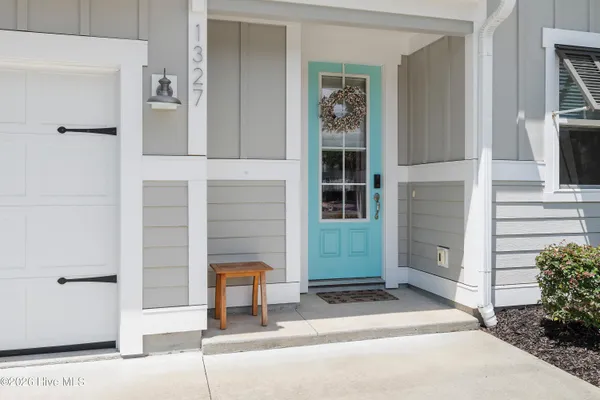 Property Slideshow image 2 of 91 | 1327 tilapia way, Calabash, NC, 28467