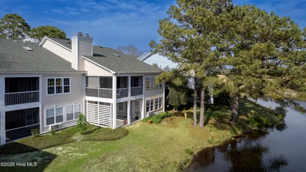Property Slideshow image 3 of 7 | 3125 lakeside commons dr 37, Southport, NC, 28461