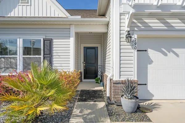 Property Slideshow image 2 of 44 | 790 thistle trl, Calabash, NC, 28467