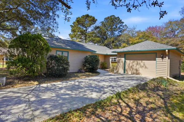 Property Slideshow image 3 of 73 | 620 jasmine ln, Sunset Beach, NC, 28468