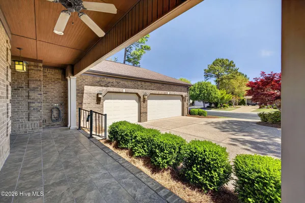 Property Slideshow image 3 of 77 | 6201 motts village rd, Wilmington, NC, 28412