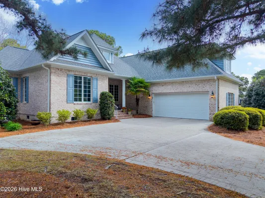 Property Slideshow image 2 of 62 | 8932 woodcreek cir, Wilmington, NC, 28411