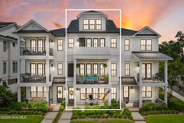 Property Slideshow image 2 of 79 | 19 hobie run, Wilmington, NC, 28412