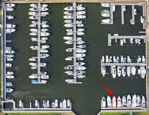 Property Slideshow image 3 of 5 | 2571 saint james dr h-7, Southport, NC, 28461