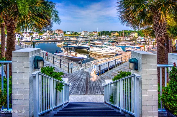 Property Slideshow image 3 of 15 | 2571 st james dr d9, Southport, NC, 28461