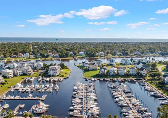 Property Slideshow image 3 of 6 | 2571 st james dr f-8, Southport, NC, 28461