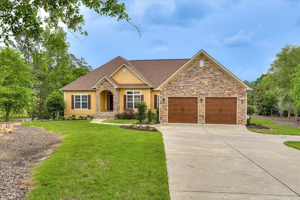 Property Slideshow image 3 of 62 | 139 laurens dr, Mc Cormick, SC, 29835