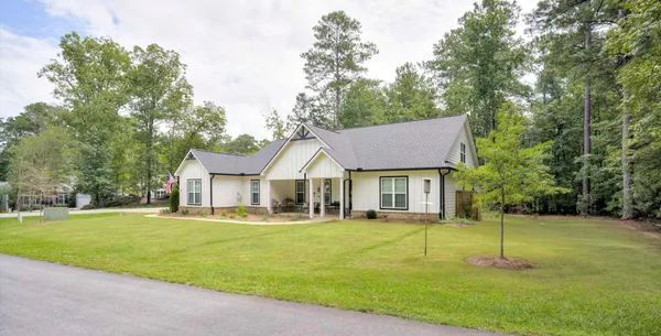 Property Slideshow image 2 of 47 | 147 shenandoah dr, Mc Cormick, SC, 29835