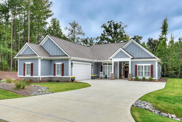 Property Slideshow image 3 of 42 | 114 cumberland dr, Mc Cormick, SC, 29835