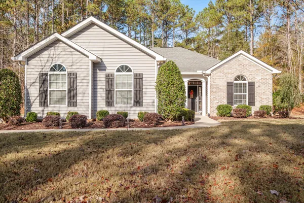 Property Slideshow image 2 of 54 | 214 sunflower cir, Mc Cormick, SC, 29835