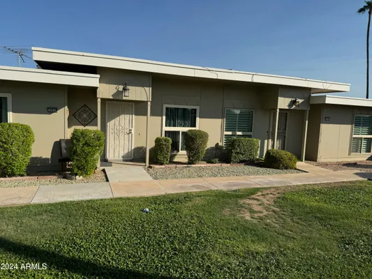 Property Slideshow image 3 of 34 | 10038 w lancaster dr, Sun City, AZ, 85351