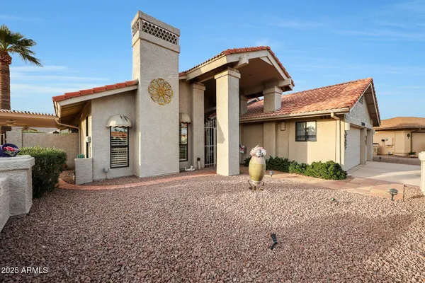 Property Slideshow image 2 of 51 | 26609 s howard dr, Sun Lakes, AZ, 85248