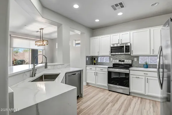 Property Slideshow image 2 of 12 | 1873 w dion dr, Anthem, AZ, 85086