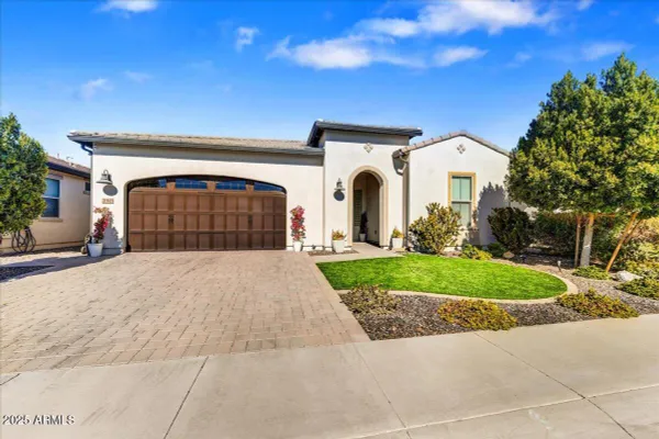 Property Slideshow image 2 of 52 | 210 e bergamot ln, Queen Creek, AZ, 85140