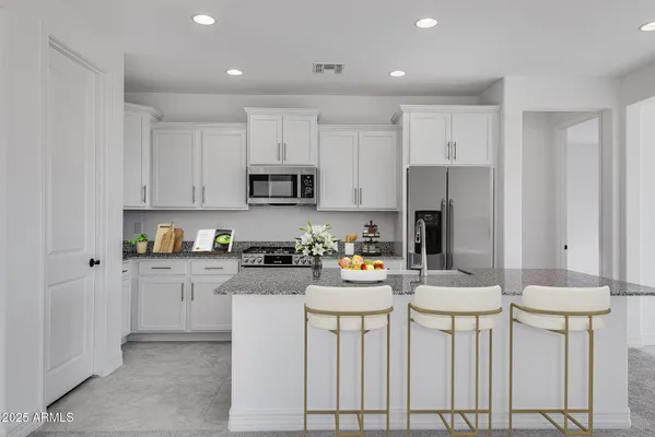 Property Slideshow image 3 of 37 | 18111 w hiddenview dr, Goodyear, AZ, 85338