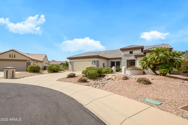 Property Slideshow image 3 of 35 | 15750 w linksview dr, Surprise, AZ, 85374