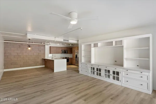 Property Slideshow image 3 of 29 | 7840 e camelback rd unit 111, Scottsdale, AZ, 85251