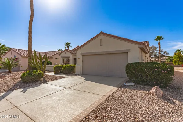 Property Slideshow image 2 of 38 | 19740 n wind rose way, Surprise, AZ, 85374