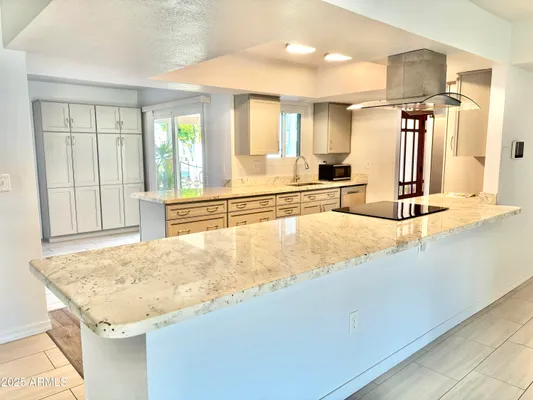 Property Slideshow image 2 of 38 | 13620 n hawthorn dr, Sun City, AZ, 85351