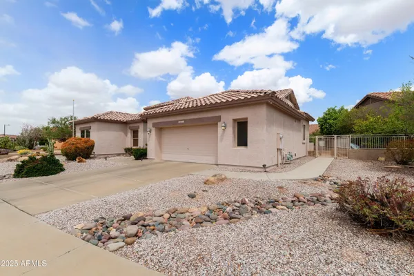 Property Slideshow image 3 of 49 | 5041 s barley ct, Gilbert, AZ, 85298