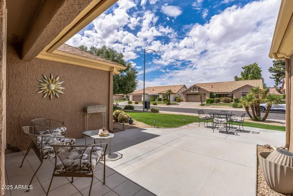 Property Slideshow image 3 of 59 | 14123 w circle ridge dr, Sun City West, AZ, 85375