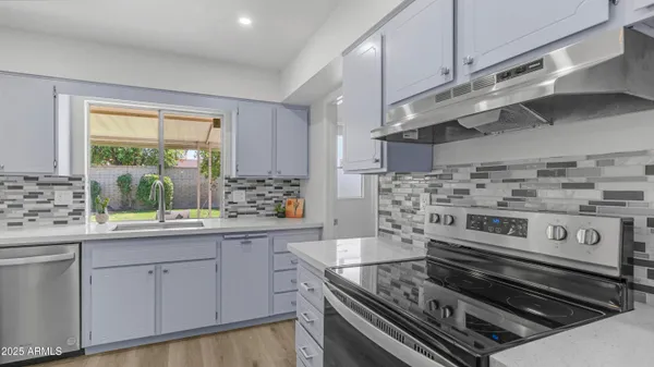 Property Slideshow image 2 of 31 | 9911 w pleasant valley rd, Sun City, AZ, 85351