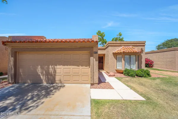 Property Slideshow image 2 of 39 | 9512 w mcrae way, Peoria, AZ, 85382