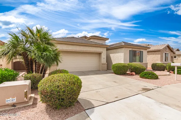 Property Slideshow image 3 of 31 | 18131 w addie ln, Surprise, AZ, 85374