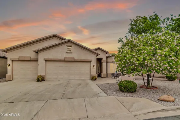 Property Slideshow image 2 of 42 | 6141 s bradshaw way, Chandler, AZ, 85249