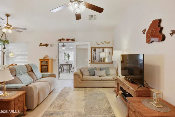 Property Slideshow image 2 of 59 | 8914 e copper valley ln, Sun Lakes, AZ, 85248