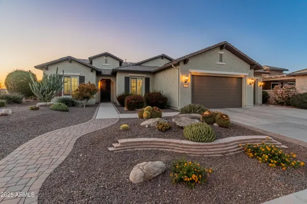 Property Slideshow image 3 of 55 | 20506 n 271st ave, Buckeye, AZ, 85396
