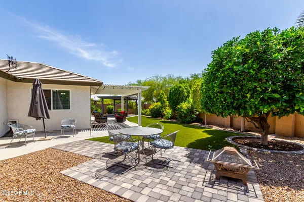 Property Slideshow image 3 of 65 | 2910 s olivewood, Mesa, AZ, 85212