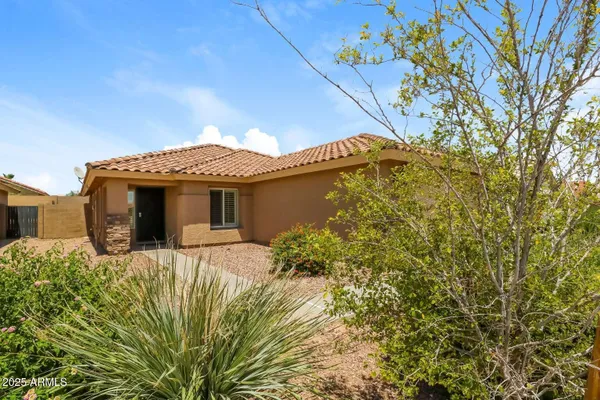Property Slideshow image 2 of 16 | 23162 w lasso ln, Buckeye, AZ, 85326