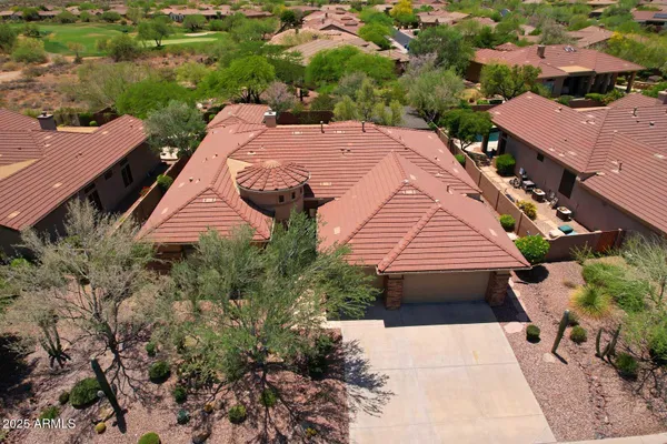 Property Slideshow image 2 of 75 | 1303 w spirit dr, Anthem, AZ, 85086