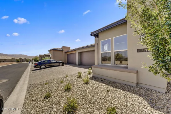 Property Slideshow image 3 of 52 | 18217 e spring valley ct, Rio Verde, AZ, 85263