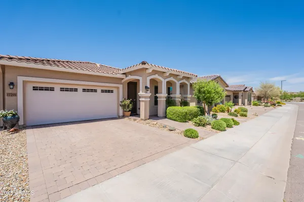 Property Slideshow image 2 of 46 | 17219 w la luz rd, Surprise, AZ, 85387