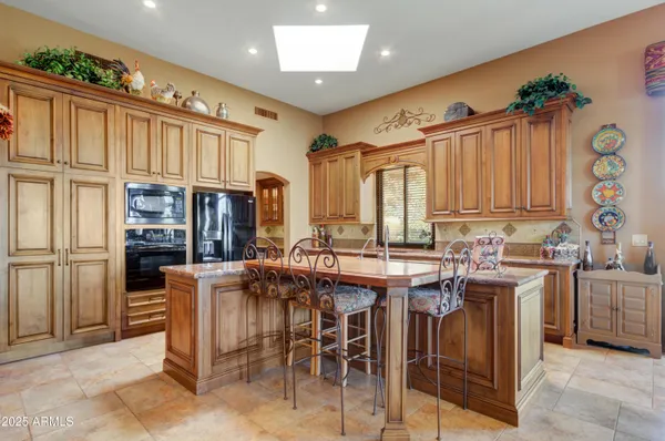 Property Slideshow image 3 of 19 | 18626 e amarado cir, Rio Verde, AZ, 85263