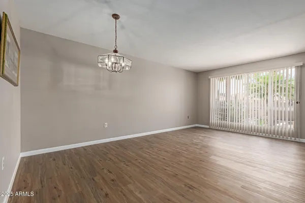 Property Slideshow image 2 of 24 | 10001 w caron dr, Sun City, AZ, 85351