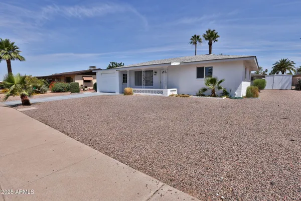 Property Slideshow image 2 of 25 | 5510 e dallas st, Mesa, AZ, 85205