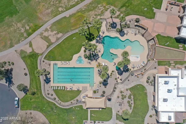 Property Slideshow image 3 of 66 | 3640 e torrey pines ln, Chandler, AZ, 85249