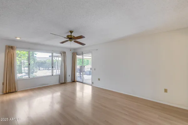 Property Slideshow image 2 of 41 | 9839 w cedar dr, Sun City, AZ, 85351