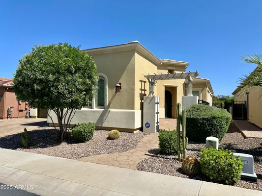 Property Slideshow image 2 of 62 | 562 e vesper trl, Queen Creek, AZ, 85140